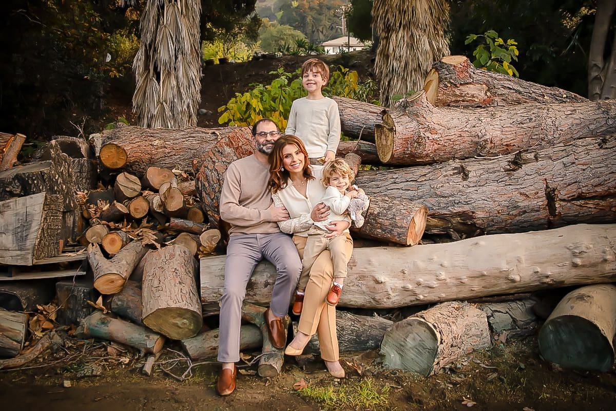 holiday family portrait session glendale family photographer 021